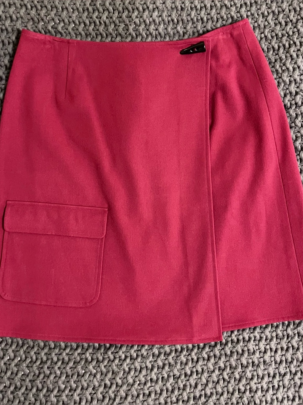 TALBOTS Burnt Red Wrap-Front Skirt w/ Horn Toggle Closure, Women Size 8P